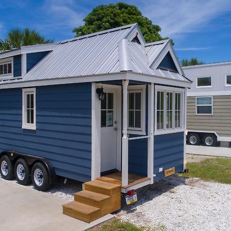 サラソータ Tiny House Siestaヴィラ エクステリア 写真