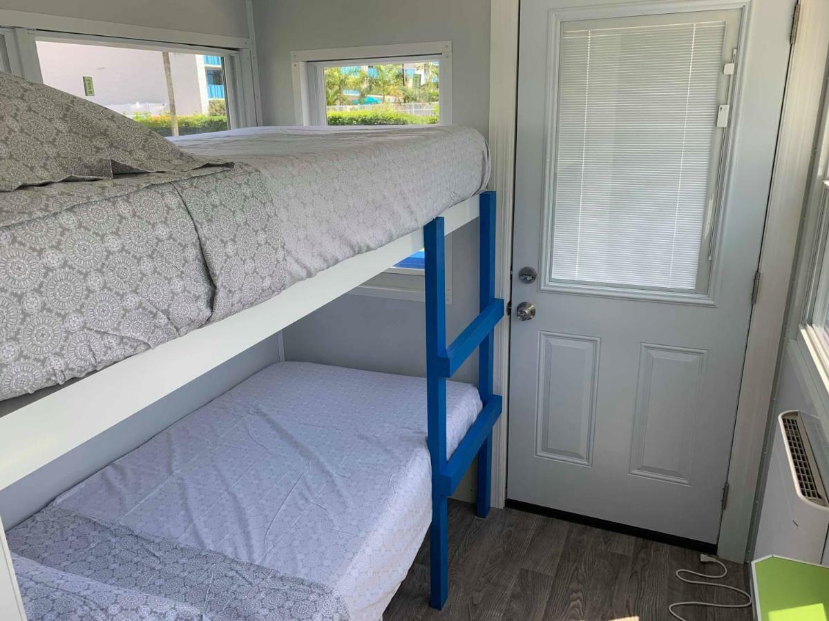 サラソータ Tiny House Siestaヴィラ エクステリア 写真
